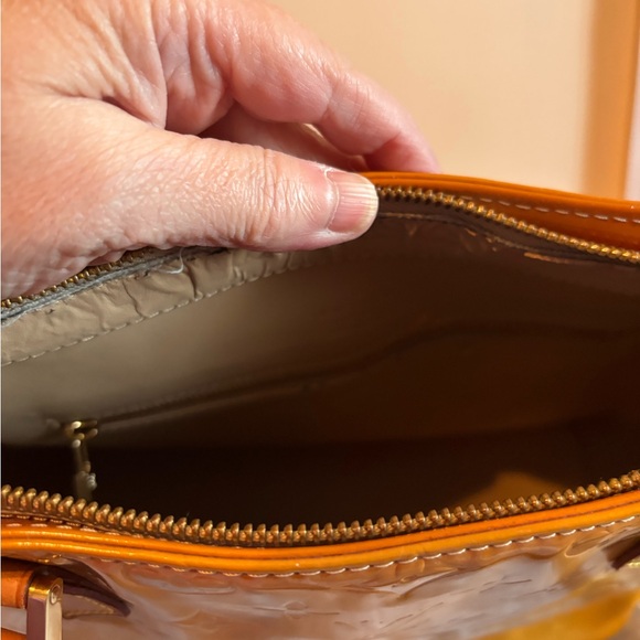 Authentic Louis Vuitton Monogram Vernis Houston Tote Bag - Yellow/Mango - Picture 7 of 13